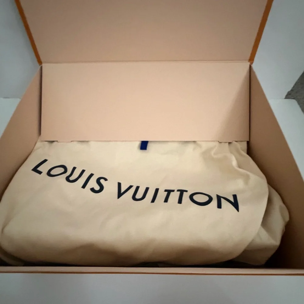 RARE Louis Vuitton Red and Brown Monogram Chain Shoulder Bag Leather Trim - Picture 4 of 16